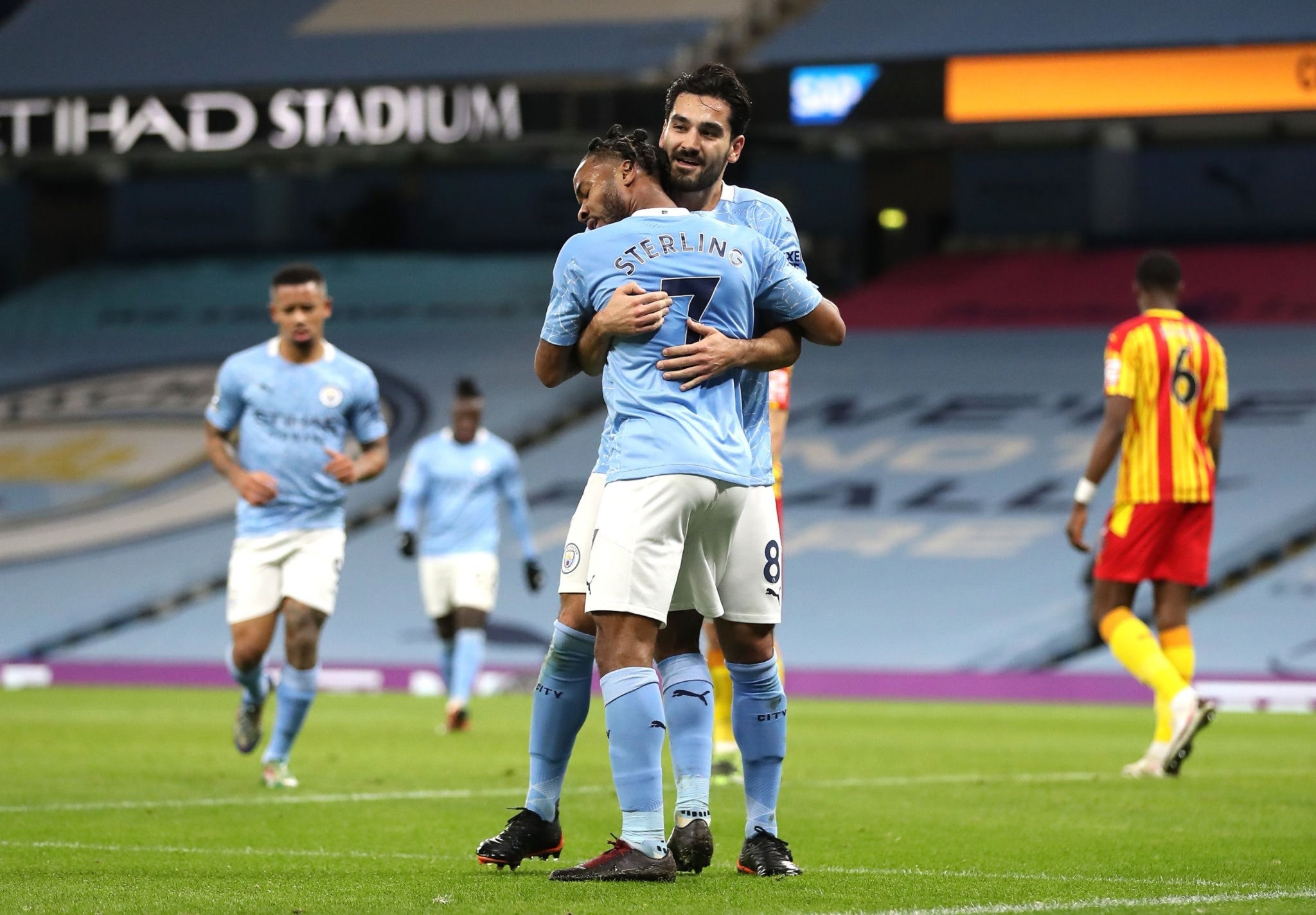 孔德续约对 孔德续约对